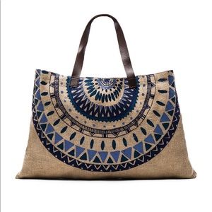 The Beach People x REVOLVE Jute Beach Tote Bag